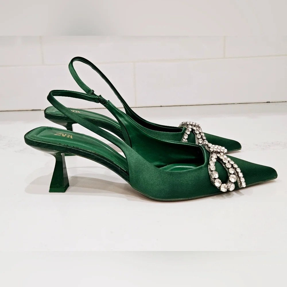 Zara Emerald Satin Slingback Heels Rhinestone Bow Kitten Heel Size 39 - Picture 5 of 6